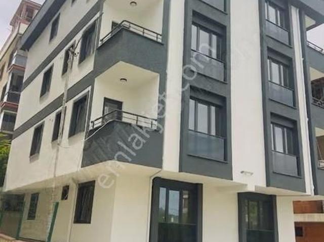 İstanbul Sancaktepe Yunusemre Mah Satılık 2+1 Ara Kat 85m2 Daire