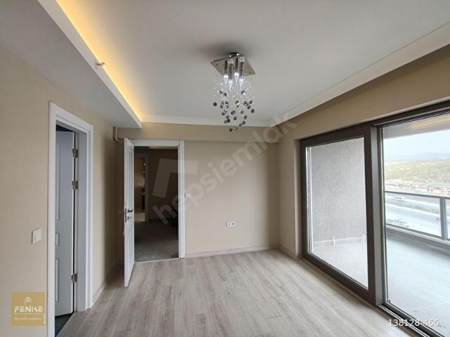 İSTANBUL YOLU,2+1,İSKANLI,94 M2,EB.BANYO,CAM BALKONLU, KİRACILI