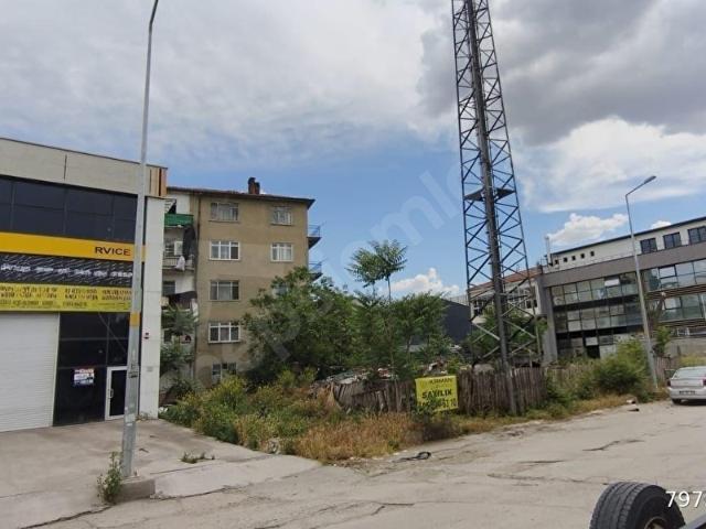 İSTANBUL YOLUNA 100m Mesafede 220m2 Satılık Arsa