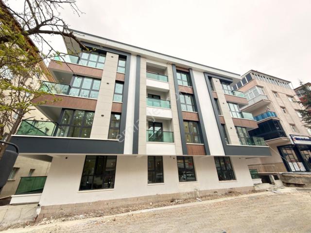 İstasyon Caddesi Üzerinde Acil Satılık Sıfır 1+1 Daire!
