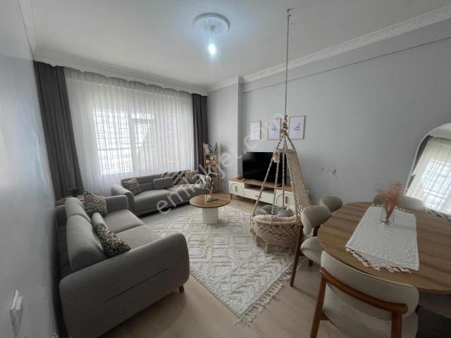 İstasyon Cami Karşısı Lüks 3+1 Daire