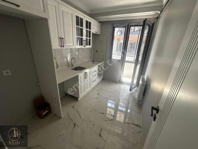 İstasyon Mah Sıfır 1 Katta 90m2 Geniş Kullanışlı 2+1 Satılık