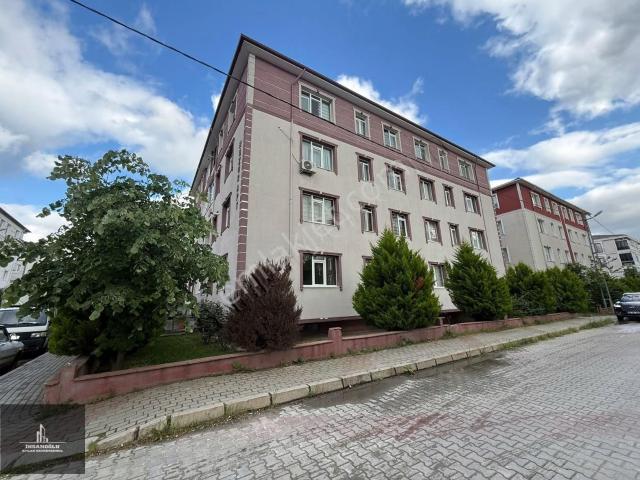 İstasyon Mahallesi'nde 3+1 Kiralık Daire