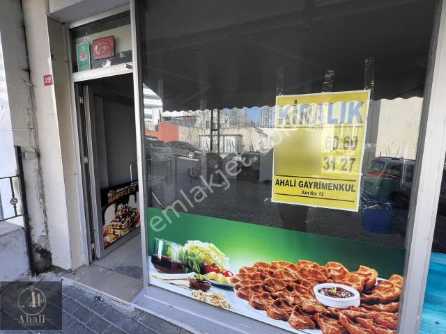 İstasyon Mah'de Cadde Üzeri Kiralık Dükkan