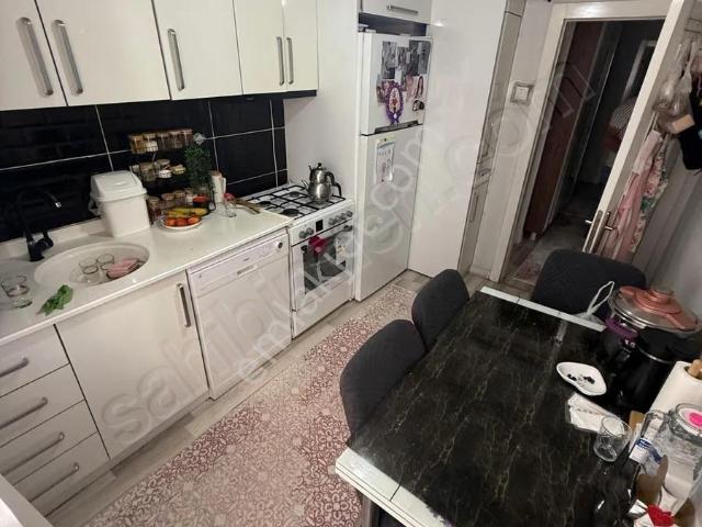 İstasyon Mah'de Ara Katta Ön Cephe Satılık Daire