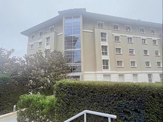 İSTİNYE PARK EVLERİ SATILIK 4+1 ÇATI DUBLEKSİ