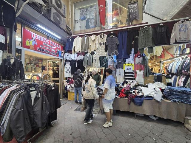 İstiklal Caddesi Üzeri | Terkos Pasaj Girişi | 20 M² Dükkan