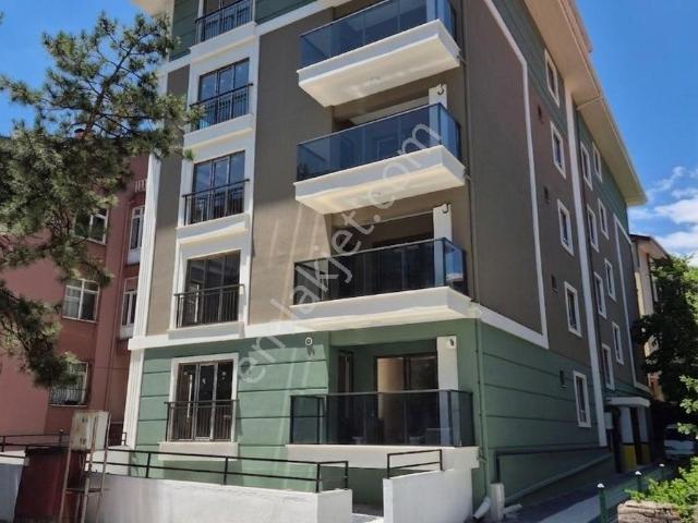 İstiklal Mah. Çarşı Merkeze Yakın Satılık 3+1 Lüks Daire