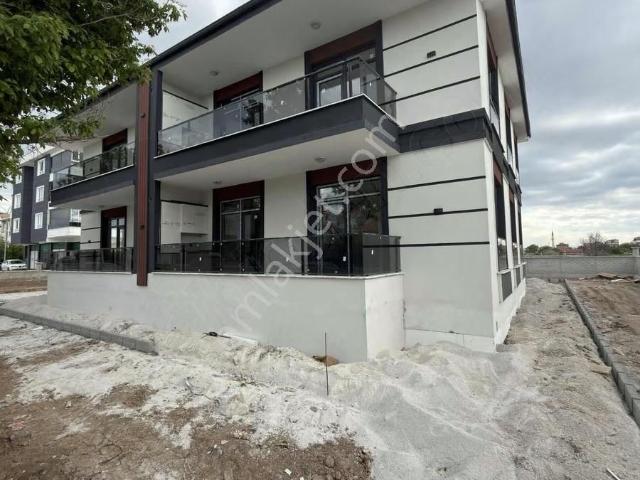 İstiklal Mahallesin'de 2+1 Kiralık Sıfır Daire