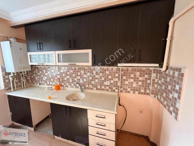 İstiklal'de Merkezi Konumda 2+1 Daire