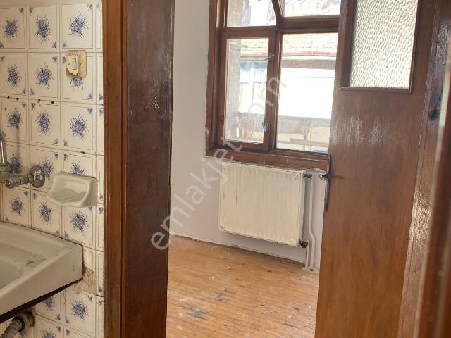 İsa Kavak Gayrimenkul'den 4+1 Kiralık Daire Selçuklu Şeker