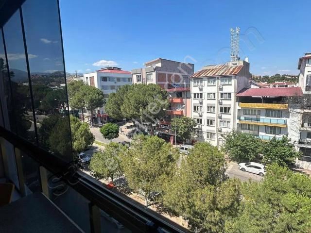 İsabeyli Atatürk Bulvarı 1+1 Full Eşyalı, Cam Balkonlu
