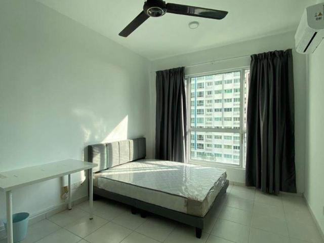 I SANTORINI CONDO, SEAVIEW NEW DELUXE ROOM RENT, READY TO MOVE IN