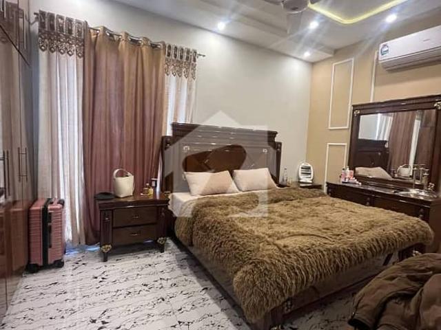 I sell 5marla slightly used house in bahria orchard lahore. A block near gate 1