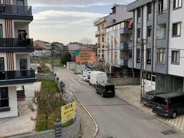 İskanlı Sancaktepe Metroya Yürüme 2+1 Arakat Satılık Daire