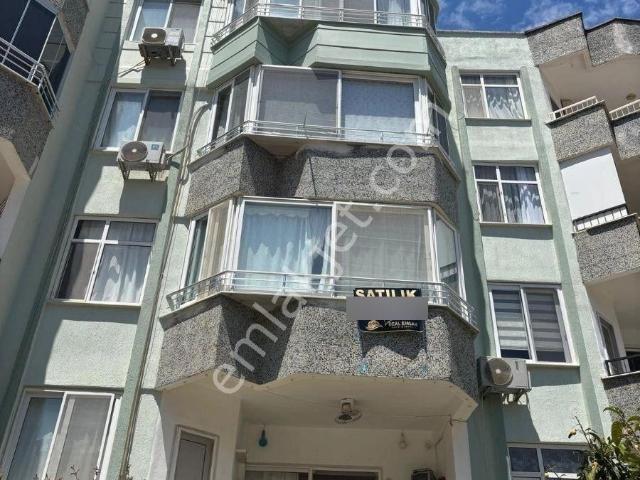 İskele'de Sarp Sitesinde Satılık 2+1 Fırsat Daire