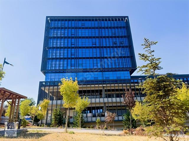 İSKİTLER İTFAİYE ÇARŞISI PLAZA KATINDA SATILIK LÜKS OFİS