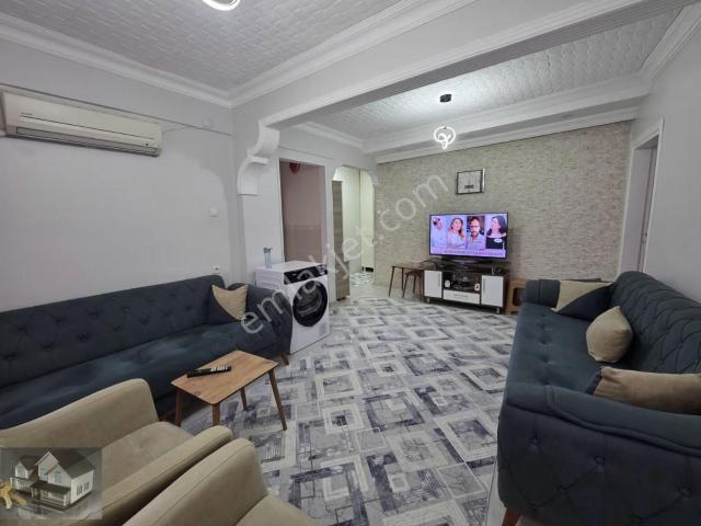 İslabeyde Caddeye Paralel 2+1 80m2 2.kat Satılık Daire