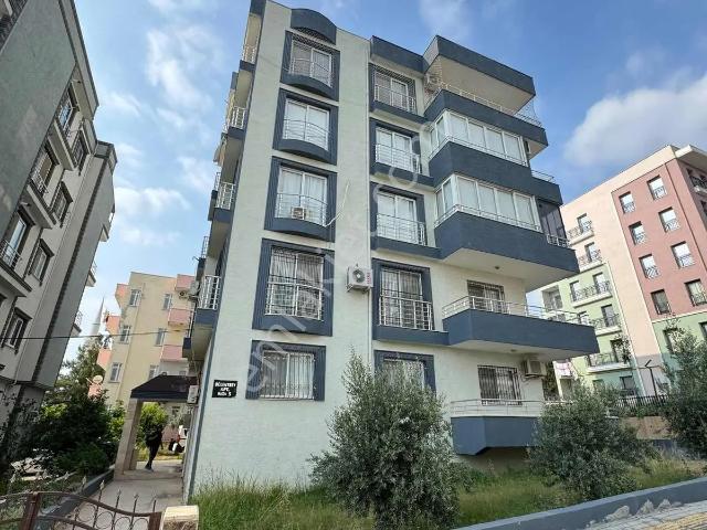 İsmet İnönü Mahallesinde 2+1 Ara Kat Kiralık Daire