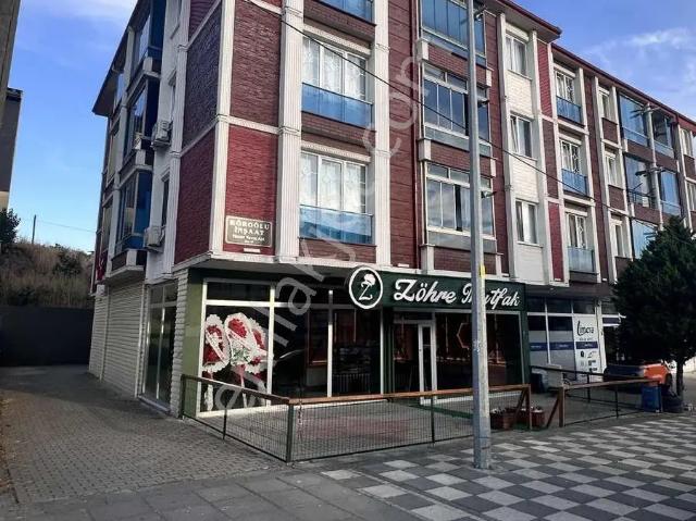 İsmet Paşa Bulvarı Üzrinde 2+1 Kiralık Daire