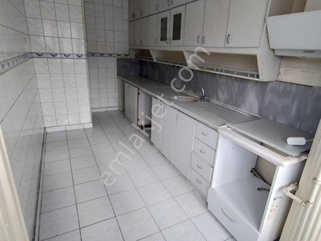 İsmet Paşa Okulu Civarı Yatırımlık Satılık 3.5+1 Daire