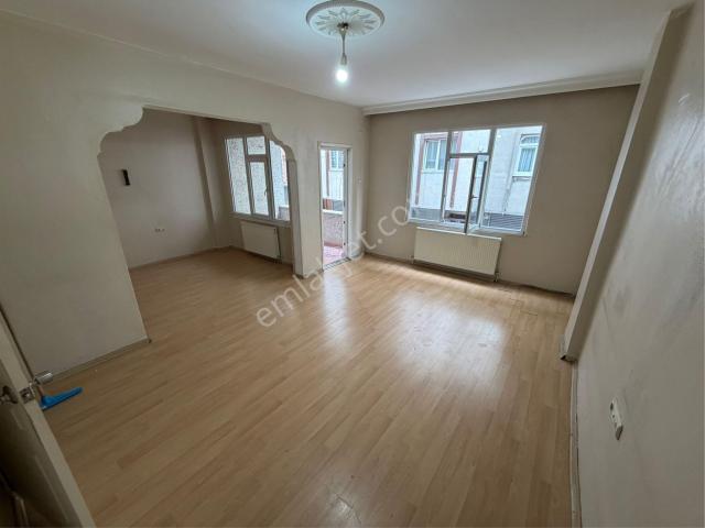 İsmetpaşa Mah 2+1 95 M2 Tramvaya Yakın 1. Kat Kiralık Daire