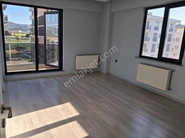 İsmetpaşa Mahallesi Kapalı Mutfak 2+1 Daire