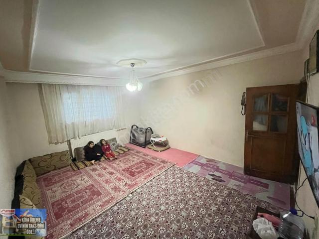 İsmetpaşa Mah'de Acil Satılık Bahçeli 90m2 2+1 Daire