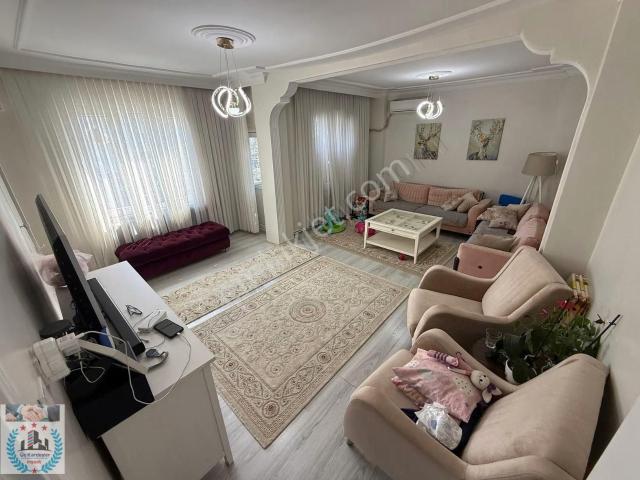 İsmetpaşa Mh Asansörlü Cadde Cephe Satlk 105m 2+1masrafsız 1.kt