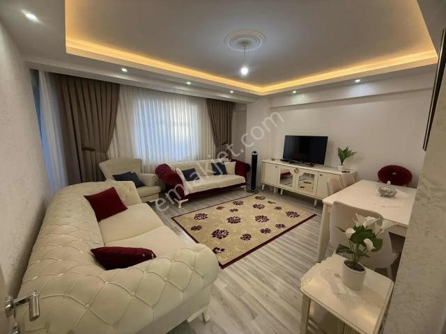 İsmetpaşa'da Satılık Köşe Başı Binada 5+2 210 M² Ferah Dubleks