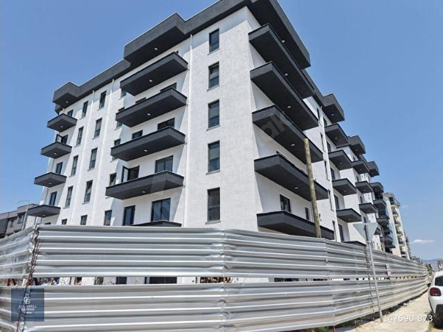 İsmetpaşada Site içinde Satılık Modern 1+1 Aydınlık Daire