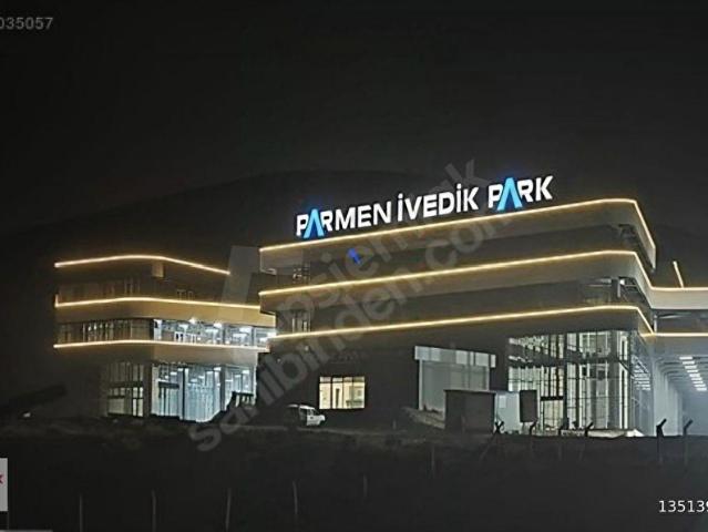 İVEDiK OSB'de PARMEN İVEDİK PARK İŞ MERKEZİNDE SATILIK DÜKKAN