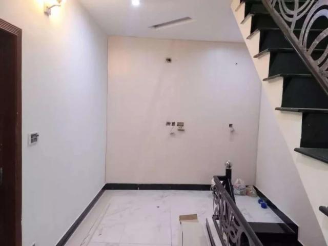 I want to rent a brand new house portion Lahore Super Town ID 23341