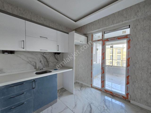 İşyapar Gayrimenkul Den 500 Evlerde Kızartma Ocaklı 2+1 Daire