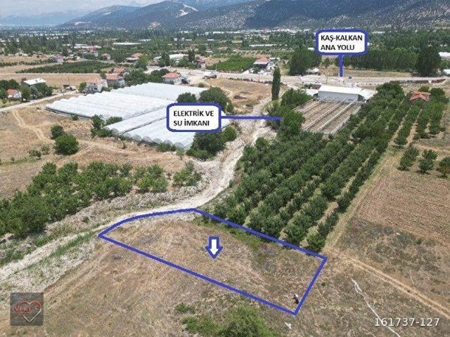 İYİKİDEN ANTALYA KAŞ'TA YOL CEPHELİ KÖY İÇİ İMARLI FIRSAT ARSA