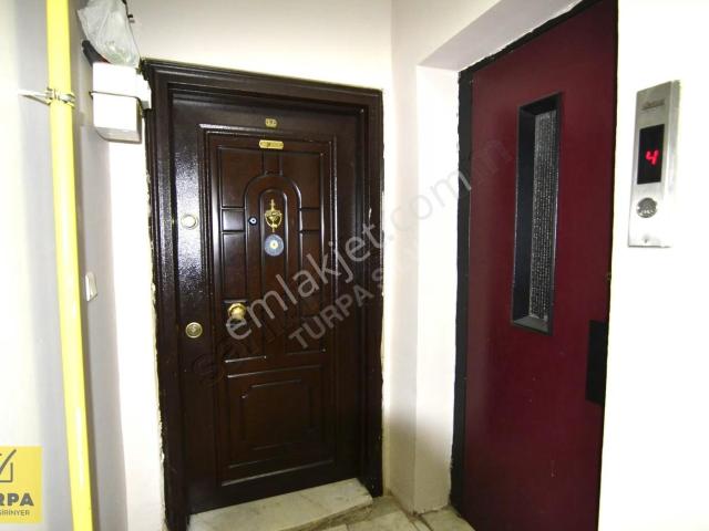 İzbana Yürüme Mesafesinde 3+1 Eşyalı Kiralık Daire