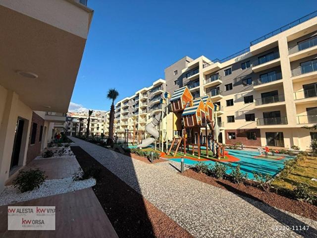 İzka Park Yaşam Atlantis'te Havuz Cephe 1+1