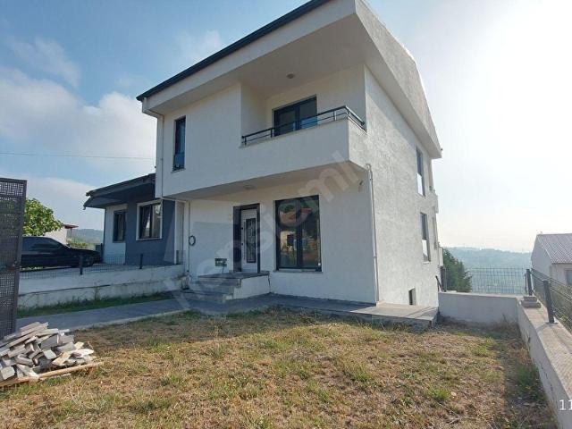 İZMİT KABAOĞLU SATILIK SIFIR 5+1 MANZARALI TRİPLEKS VİLLA