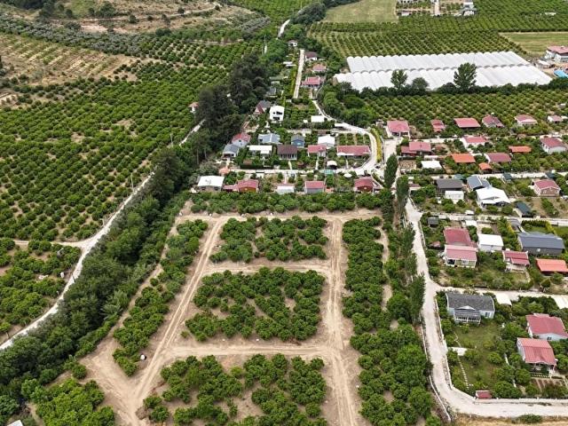 İZMİR MENDERES AHMETBEYLİDE 252 MT SATILIK BAHÇE