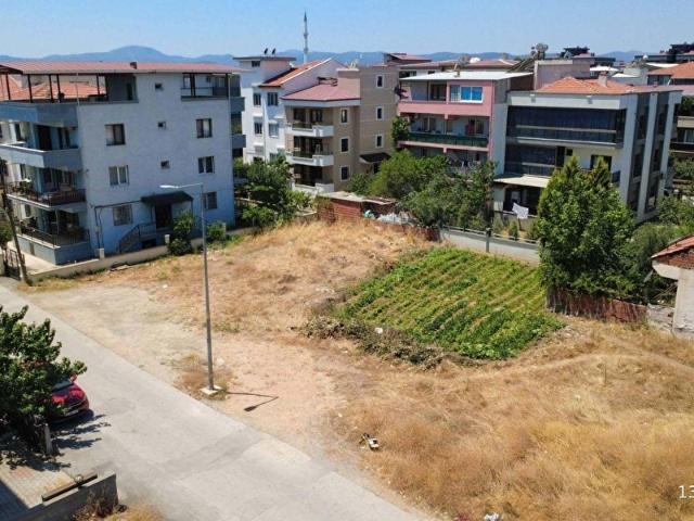 İZMİR MENDERES'TE SATILIK 309M VİLLA VE KONUT İMARLI ARSA