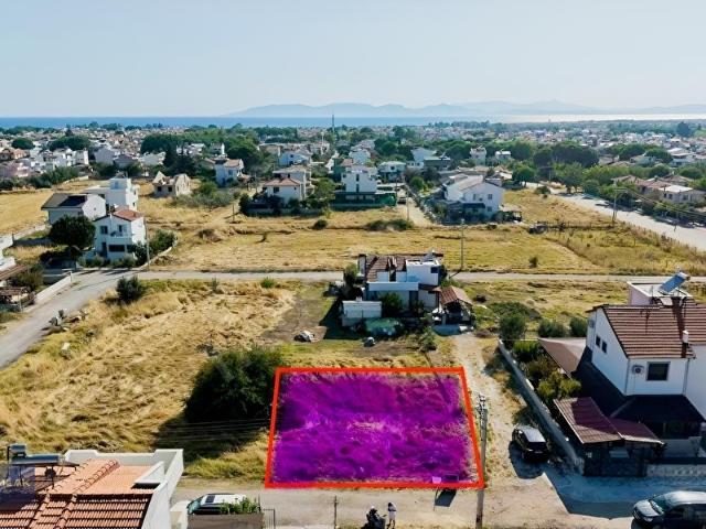 FİYAT DÜŞTÜ! DİKİLİ SALİHLER ALTINDA SATILIK KÖŞE MÜSTAKİL ARSA