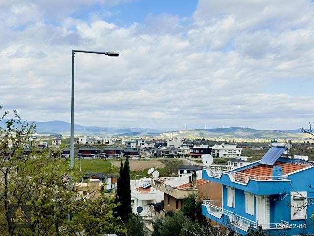 İZMİR SEFERİHİSAR AKARCADA DENİZ MANZARALI SATILIK ARSA