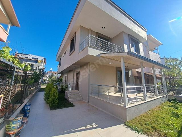 İZMİR SEFERİHİSAR DOĞANBEY DE SATILIK 2+1 VİLLA