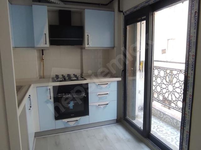 İZMİRKARŞIYAKAGONCALAR DA KİRALIK SIFIR 2+1 DAİRE