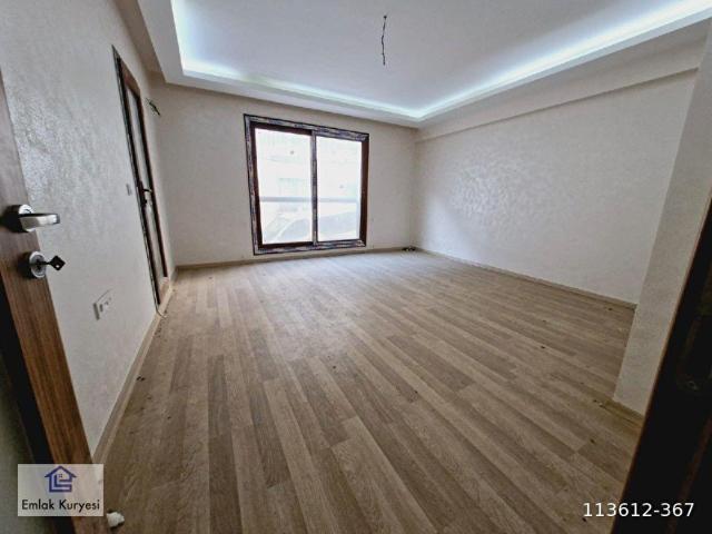 İZMİRPARK AVM KARŞISI SATİLİK DAİRE 3+1