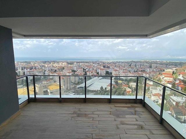 İzmir 35 Narlıdere SATILIK 3+1 DAİRE