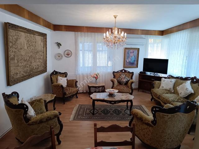 İzmir Alsancakta Eşyalı Kiralık Daire