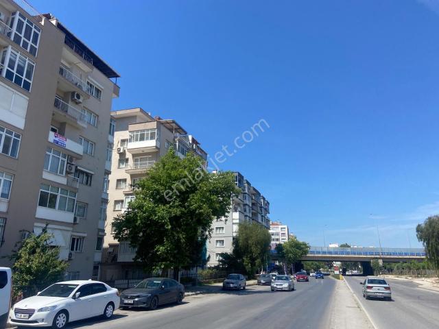İzmir Bornova Kazım Dirik Mah.’de 2+1 Satılık Daire