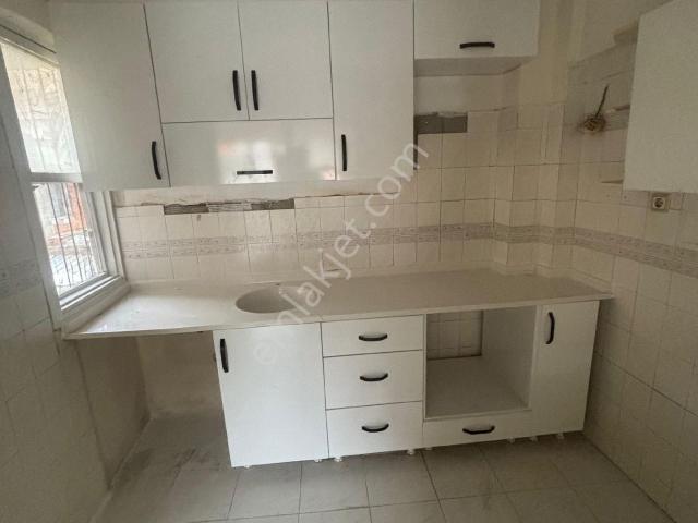İzmir Bayraklı Emek Mah.2+1 Kiralık Daire