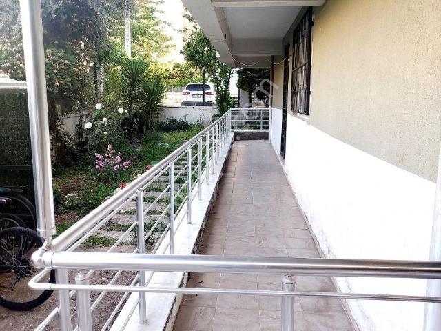İzmir Adatepe Mh, 3+1 150 Mk Geniş Temiz Kap. Mutfak,ara 2 Kat